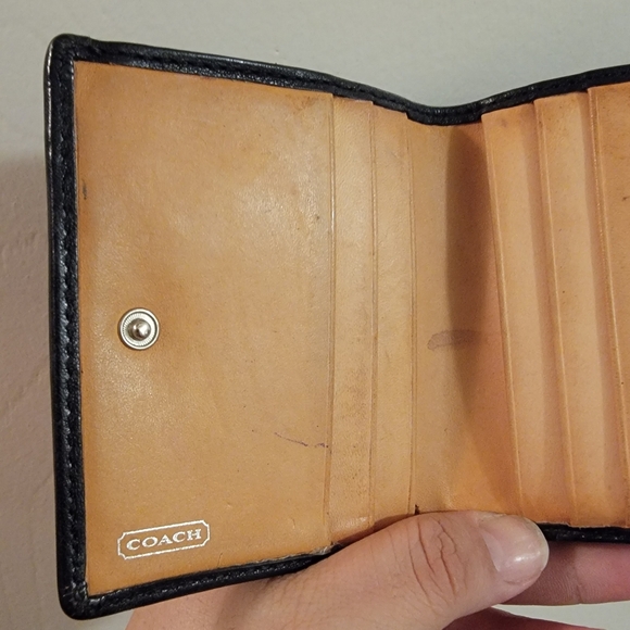 Coach Black Leather Bi-Fold Wallet - Picture 6 of 8